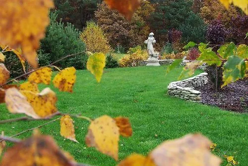 Semesterbostad Sowi Dworek Sychowo